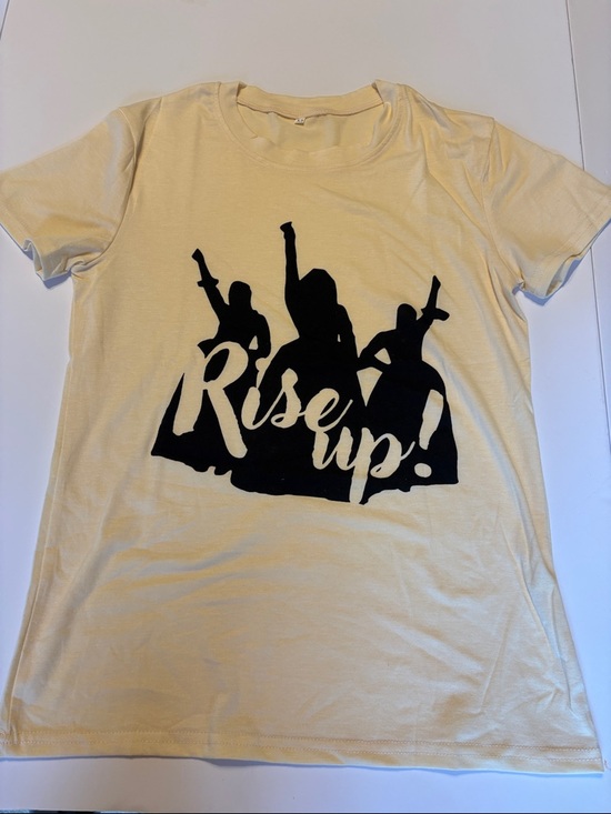 Tops - Women's Cream 'Rise Up!' Graphic Tee by